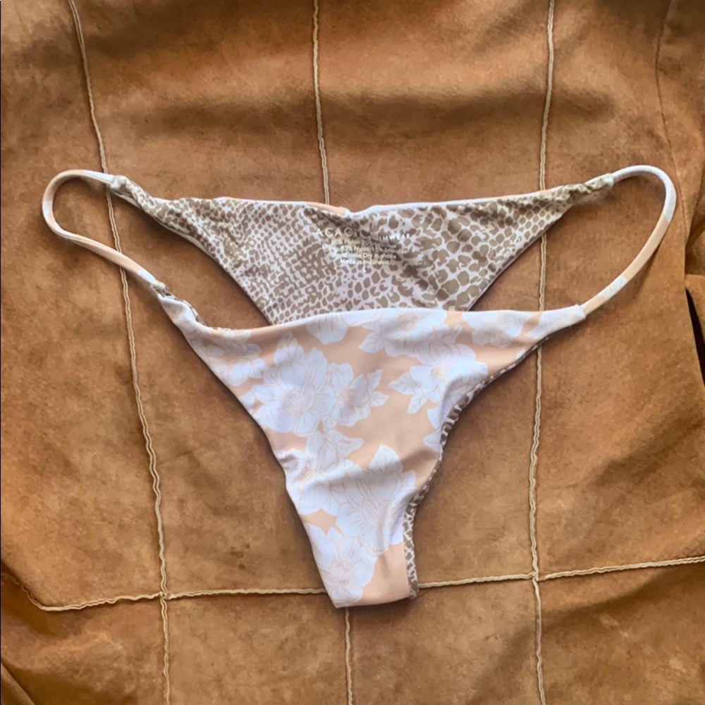 ACACIA Fins floral string bikini bottom size L